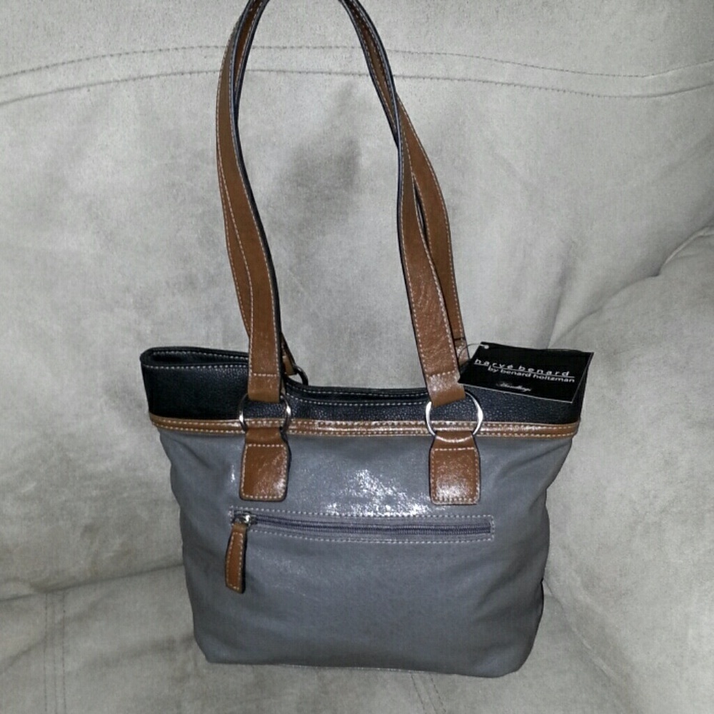 Harve Benard Shoulder Bag. NWT - Picture 3 of 8